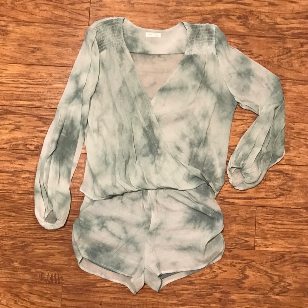 NWOT-Two Piece Vici Set